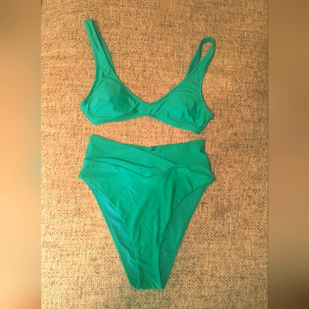 Aerie green bathing suit set